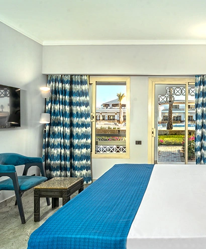 Classic Suite Pool View